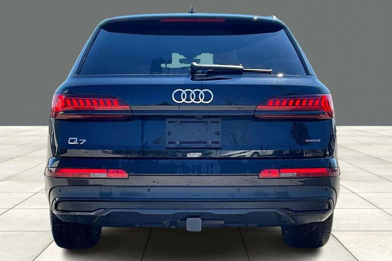 Audi Q7 QUATTRO / ПОДГРЕВ / ПАНОРАМА / ОТ ПРЕДСТАВИТЕЛСТВО, снимка 5 - Автомобили и джипове - 55177619