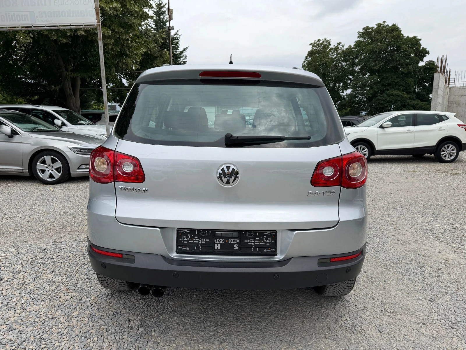 VW Tiguan 2.0TDI-140k.s-NAVI-4x4-AUTOMATIC-XENON, снимка 5 - Автомобили и джипове - 55373539