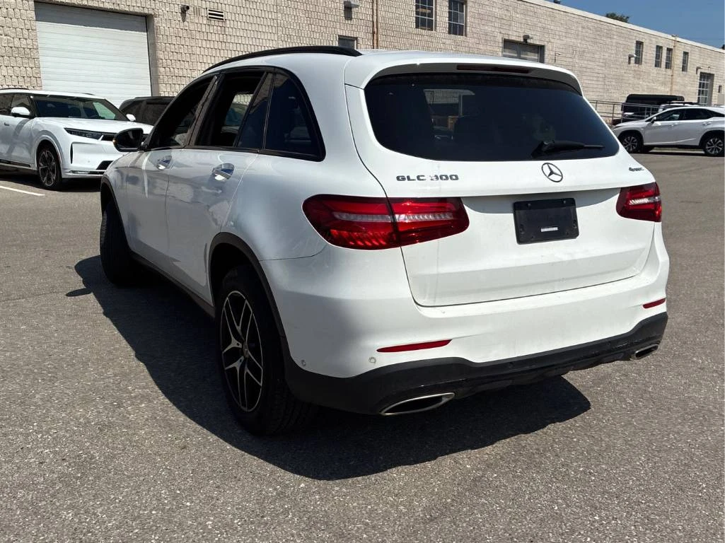 Mercedes-Benz GLC 300 * CARFAX * ОПЦИЯ ЗА ФИНАНСИРАНЕ * , снимка 6 - Автомобили и джипове - 55786216