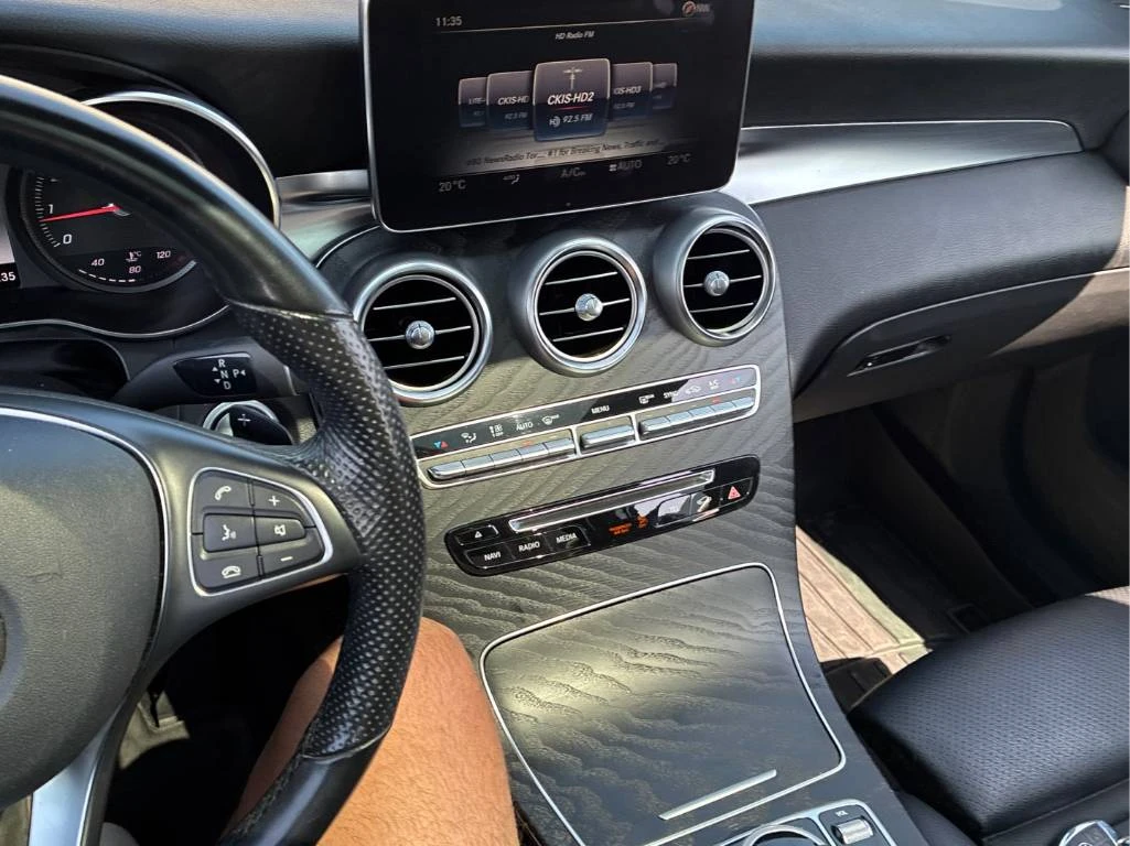 Mercedes-Benz GLC 300 * CARFAX * ОПЦИЯ ЗА ФИНАНСИРАНЕ * , снимка 10 - Автомобили и джипове - 55786216