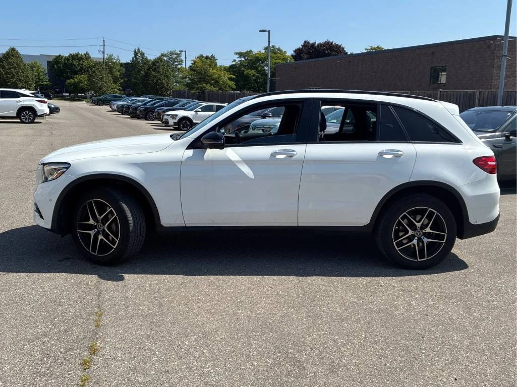 Mercedes-Benz GLC 300 * CARFAX * ОПЦИЯ ЗА ФИНАНСИРАНЕ * , снимка 3 - Автомобили и джипове - 55786216