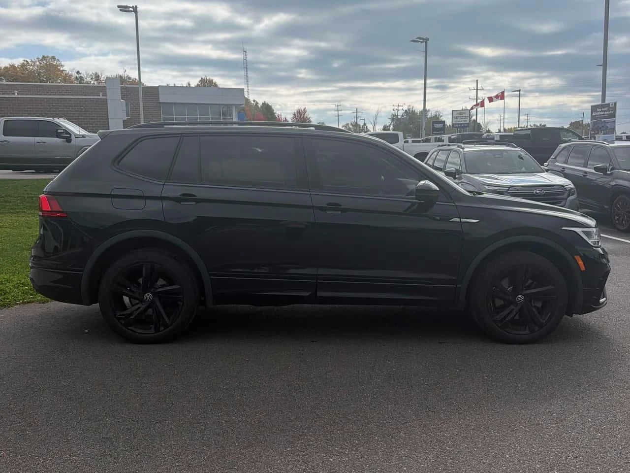 VW Tiguan * Comfortline R Line Black Edition * CARFAX * ���� | Mobile.bg � ����������� 3
