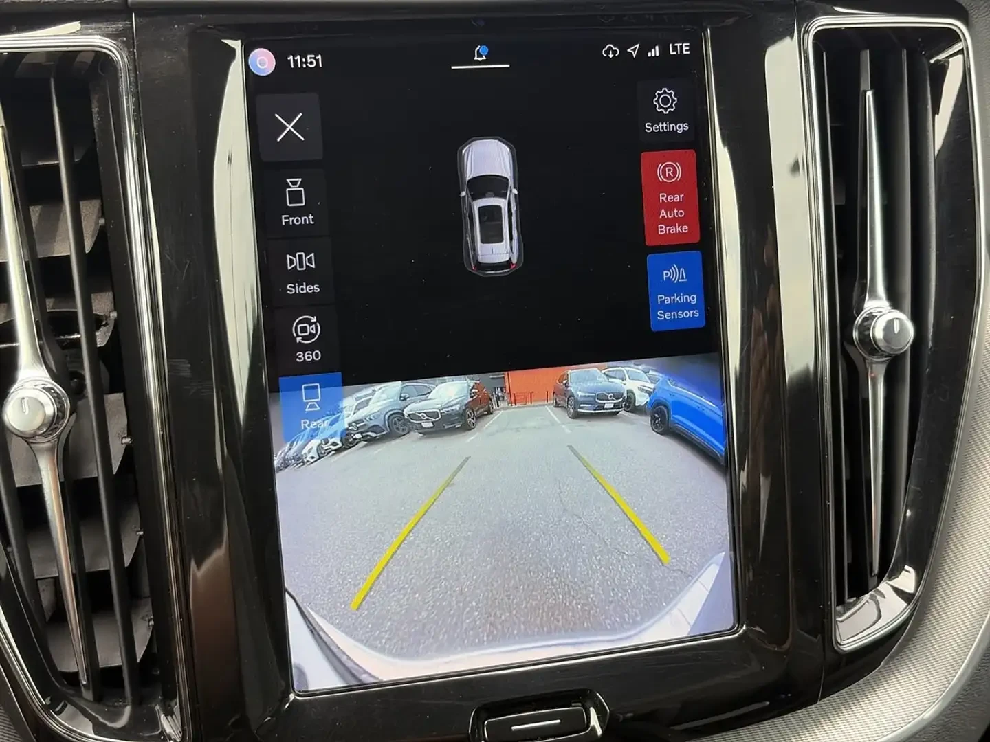 Volvo XC60 B6* R* DESIGN* HARMON* KARDON* LANE* ASSIST* ����� | Mobile.bg � ����������� 11