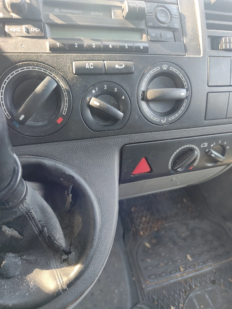 VW Transporter, снимка 8 - Бусове и автобуси - 46998010