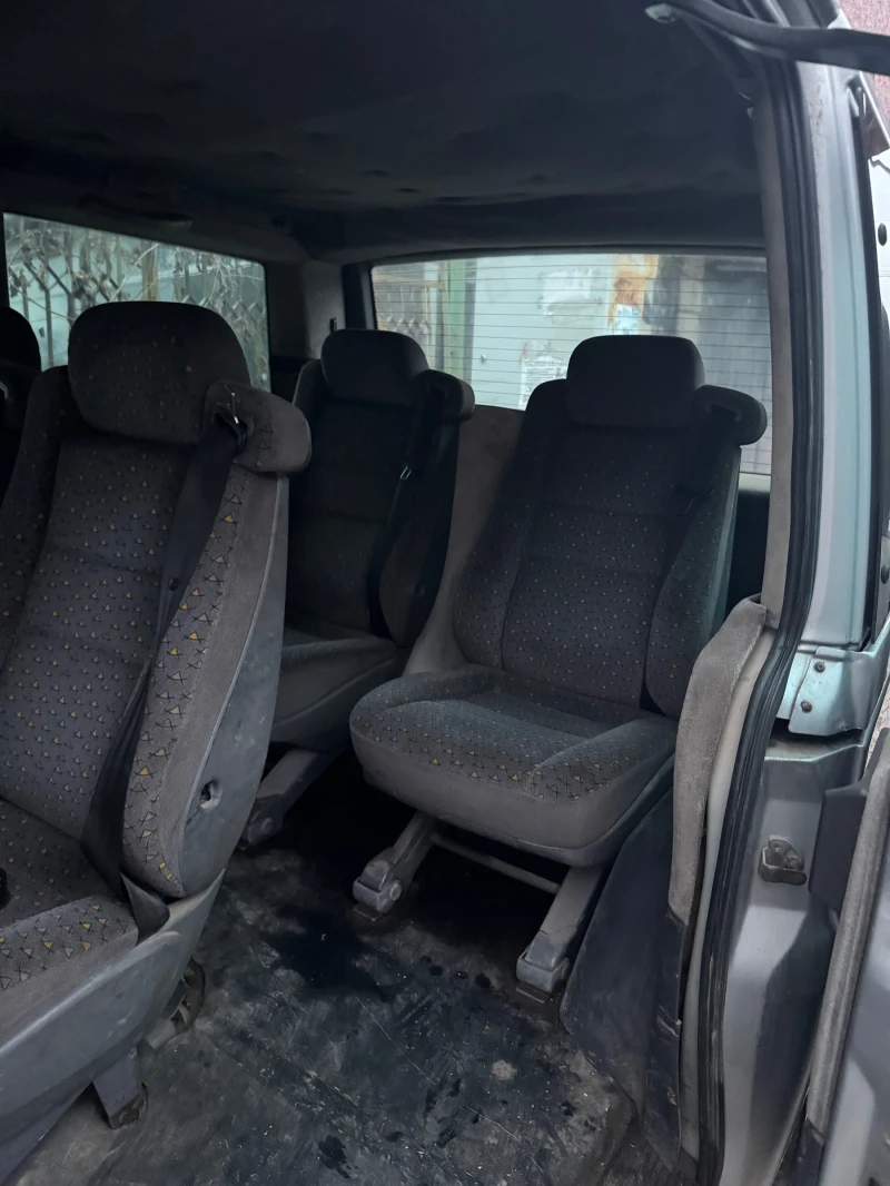 Mercedes-Benz Vito Пътнически, снимка 5 - Бусове и автобуси - 48477535