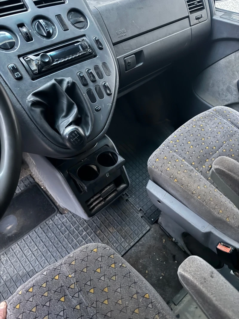 Mercedes-Benz Vito Пътнически, снимка 8 - Бусове и автобуси - 48477535