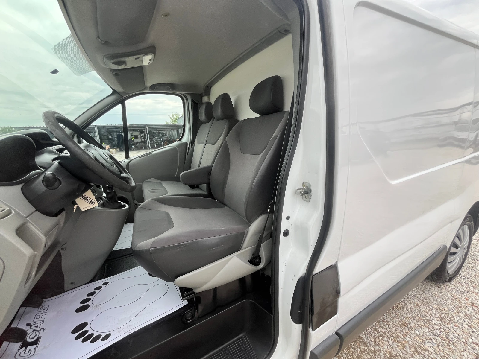 Renault Trafic 2.0DCI, 115ck.-Хладилен/ Минусов, снимка 16 - Бусове и автобуси - 54381376
