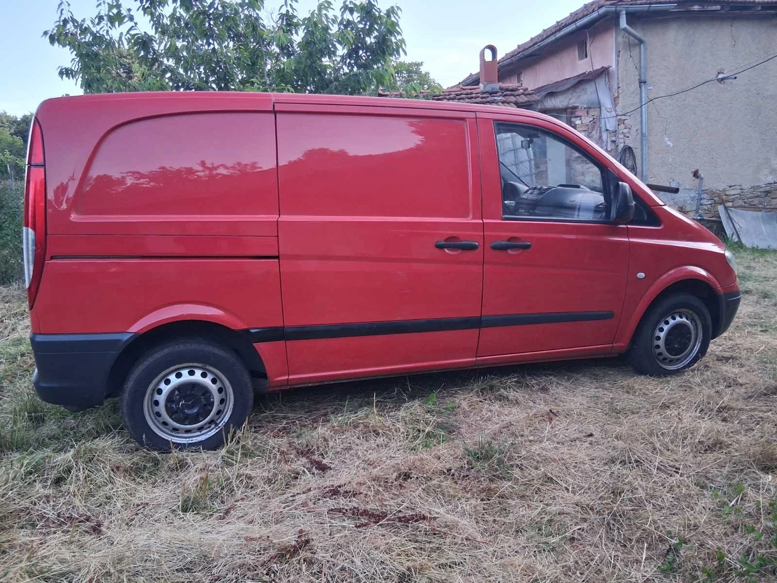 Mercedes-Benz Vito VITO 109 CDI, снимка 2 - Бусове и автобуси - 56219285