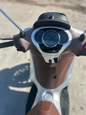 Обява за продажба на Piaggio Beverly 300ie ~3 999 лв. - изображение 3
