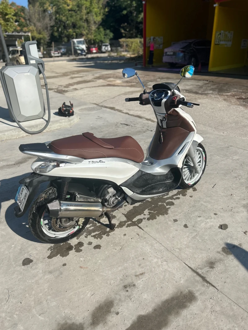Piaggio Beverly 300ie, снимка 2 - Мотоциклети и мототехника - 52240065