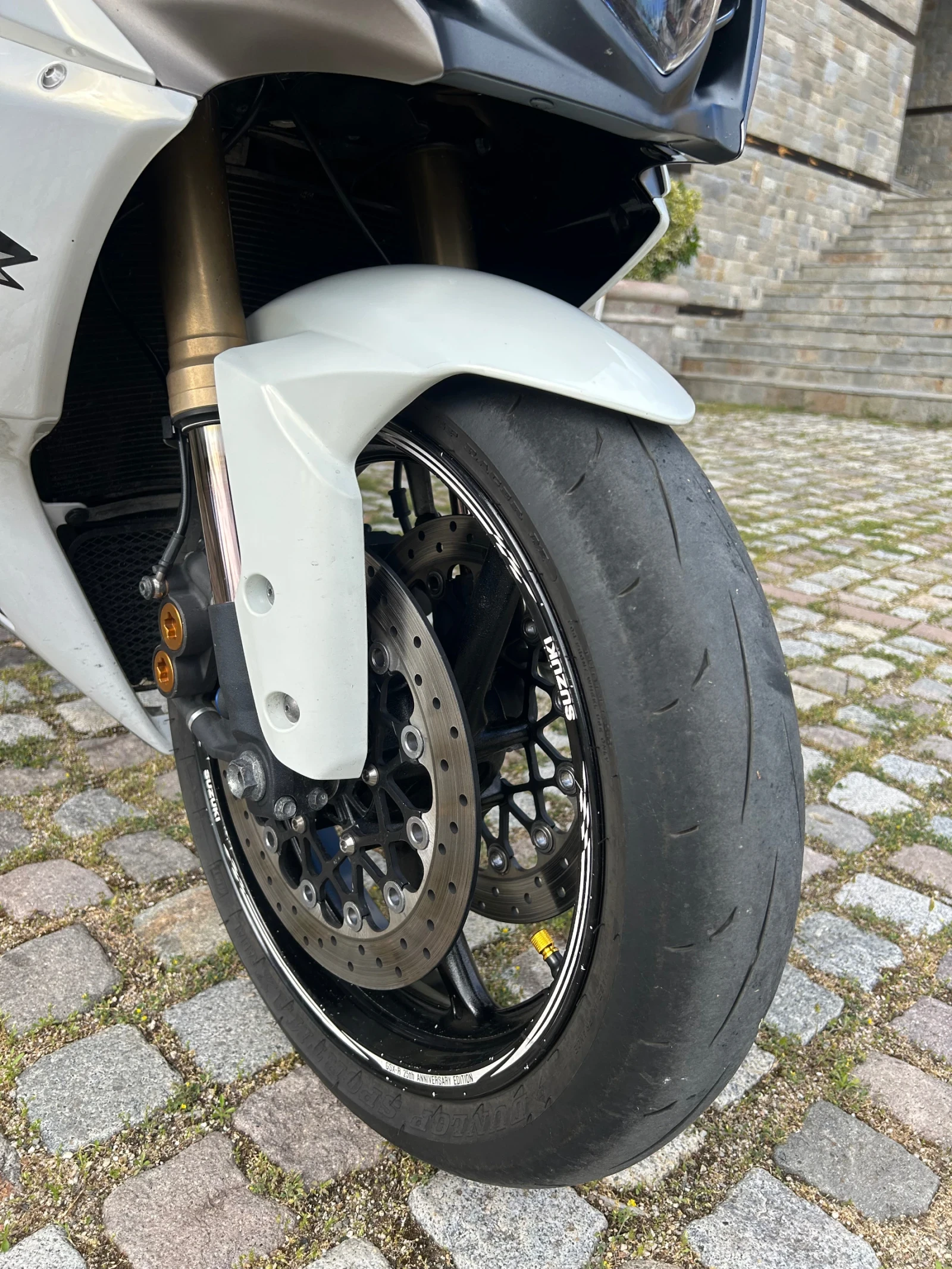 Suzuki Gsxr | Mobile.bg � ����������� 10