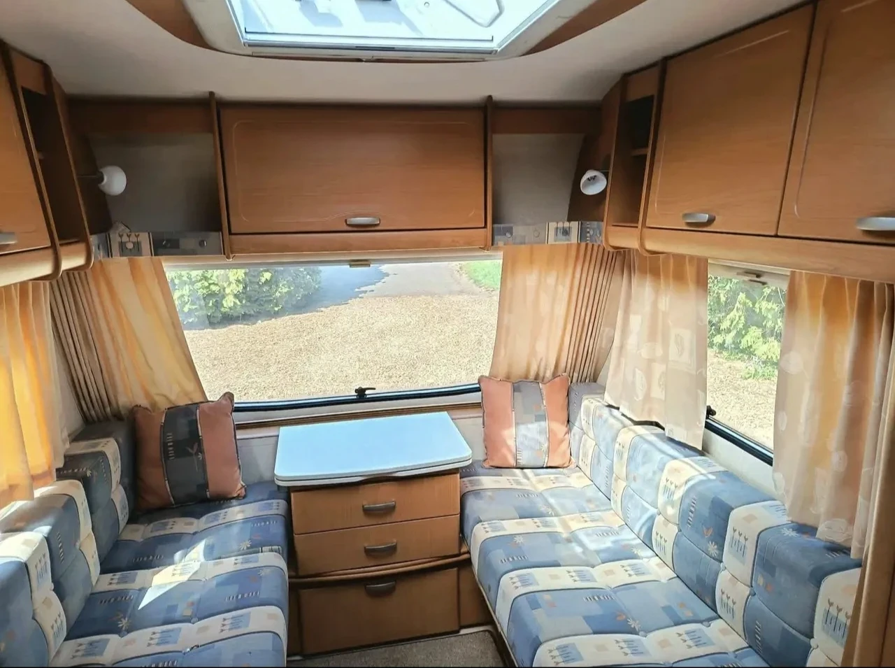 Каравана Bailey Ranger 500/5, снимка 4 - Каравани и кемпери - 56547408