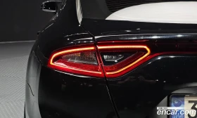 Kia Stinger 2.0 Turbo 2WD Platinum, снимка 9