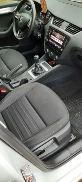 Skoda Octavia - 8800 € / 17211.30 лв. - 93662767 4