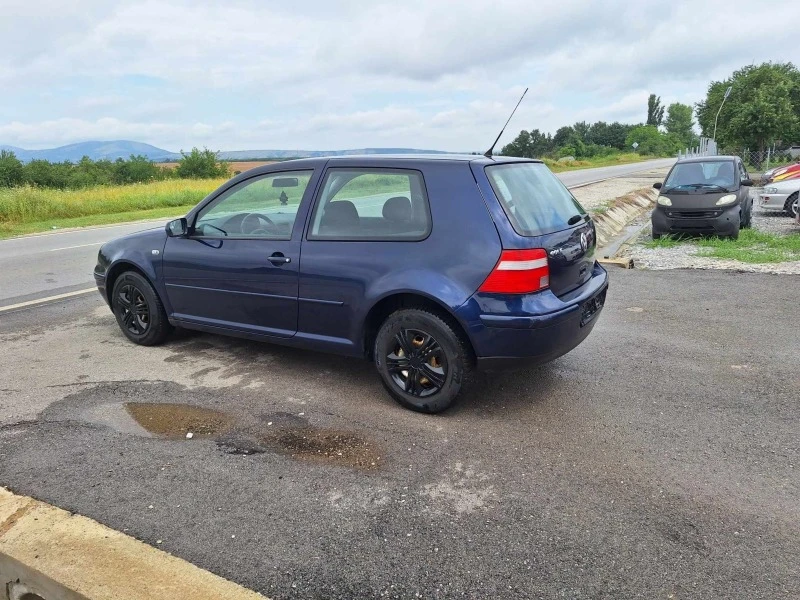 VW Golf 1.4i klima , снимка 5 - Автомобили и джипове - 47539873