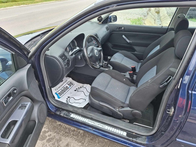 VW Golf 1.4i klima , снимка 7 - Автомобили и джипове - 46398551