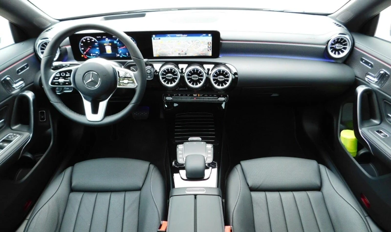 Mercedes-Benz CLA 250 SB* 4M* DISTRONIC* HEAD-UP* KEYLESS* CARPLAY* PANO, снимка 7 - Автомобили и джипове - 48588689