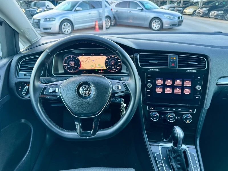 VW Golf 1.6TDI DSG АВТОМАТ, снимка 12 - Автомобили и джипове - 48624238