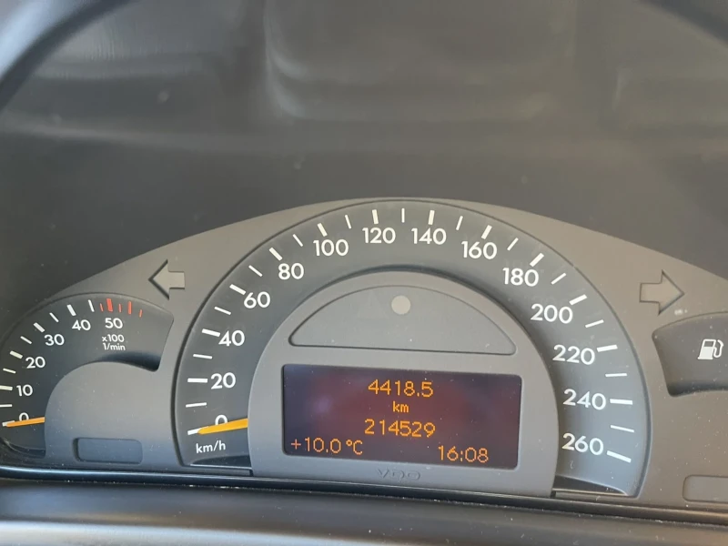 Mercedes-Benz C 270, снимка 7 - Автомобили и джипове - 48737164