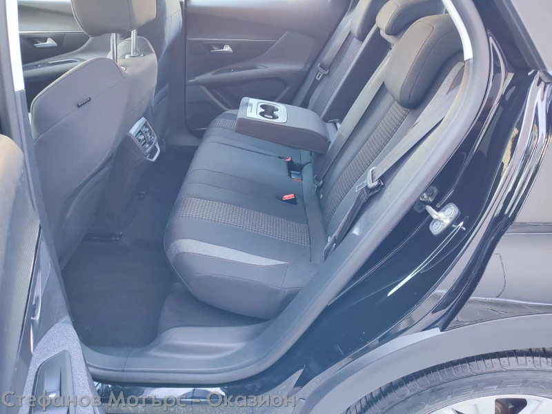 Peugeot 3008 Active Business 1.5 BlueHDI (130HP) AT8, снимка 13 - Автомобили и джипове - 49572847