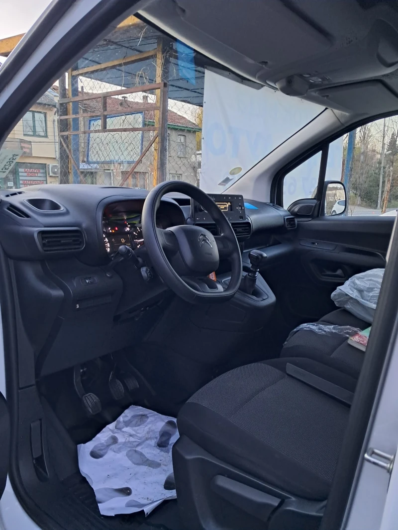 Citroen Berlingo 1.5hdi 100к.с. 48000км., снимка 9 - Автомобили и джипове - 49590064