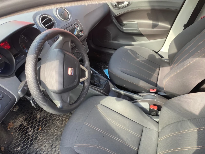 Seat Ibiza 1.2, снимка 5 - Автомобили и джипове - 52255486