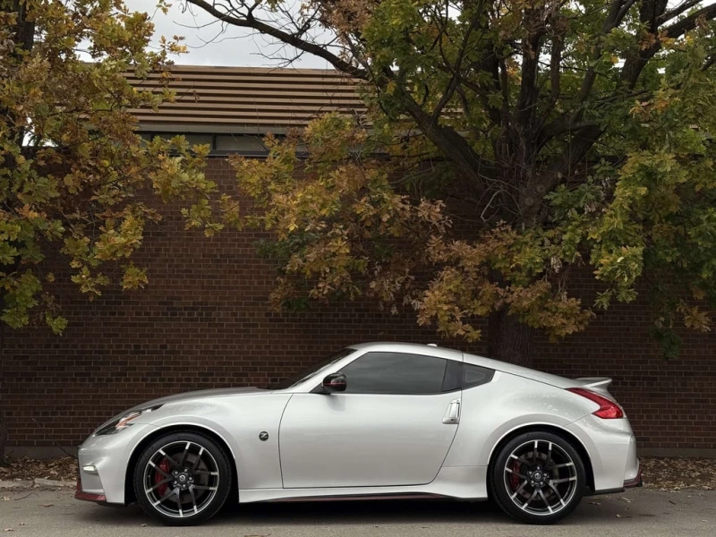 Nissan 370Z CARFAX, снимка 12 - Автомобили и джипове - 53230485