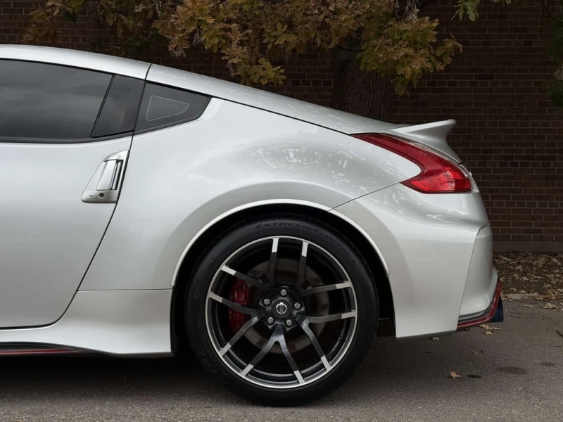 Nissan 370Z CARFAX, снимка 14 - Автомобили и джипове - 53230485