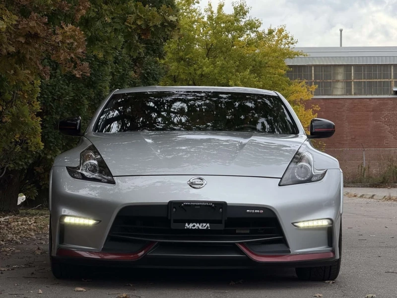 Nissan 370Z CARFAX, снимка 5 - Автомобили и джипове - 53230485