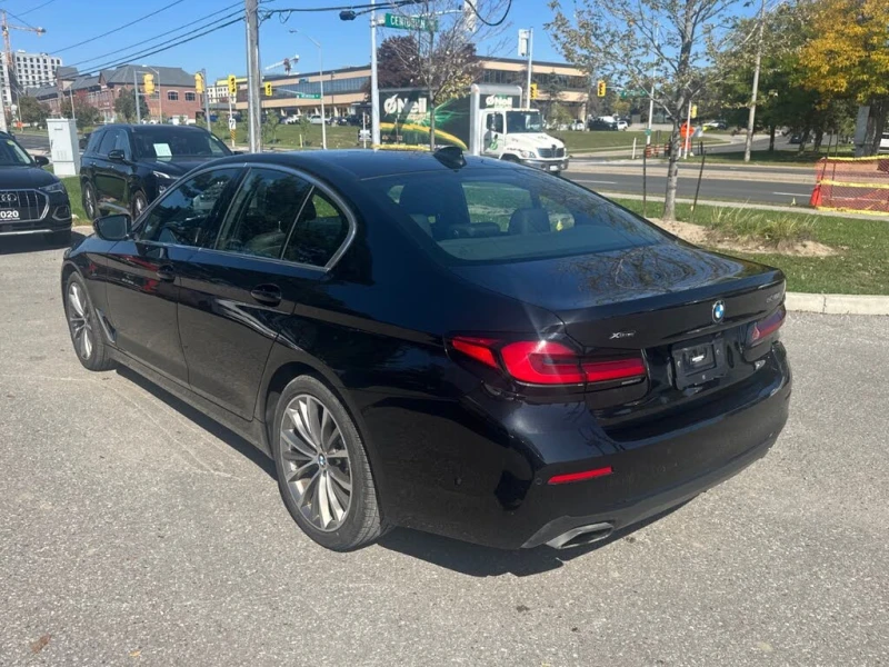 BMW 530 i* xDrive* АвтоКредит* (ЦЕНА ДО БГ), снимка 3 - Автомобили и джипове - 53264115