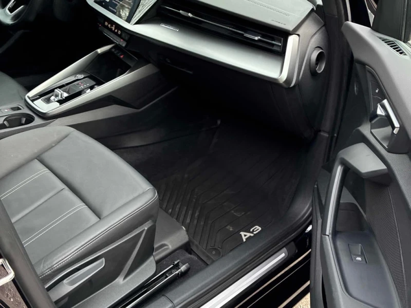 Audi A3 * Komfort * CARFAX * БЕЗ ПЪРВОНАЧАЛНА ВНОСКА, снимка 14 - Автомобили и джипове - 53380559