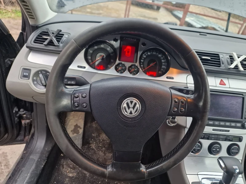 VW Passat, снимка 11 - Автомобили и джипове - 53500070