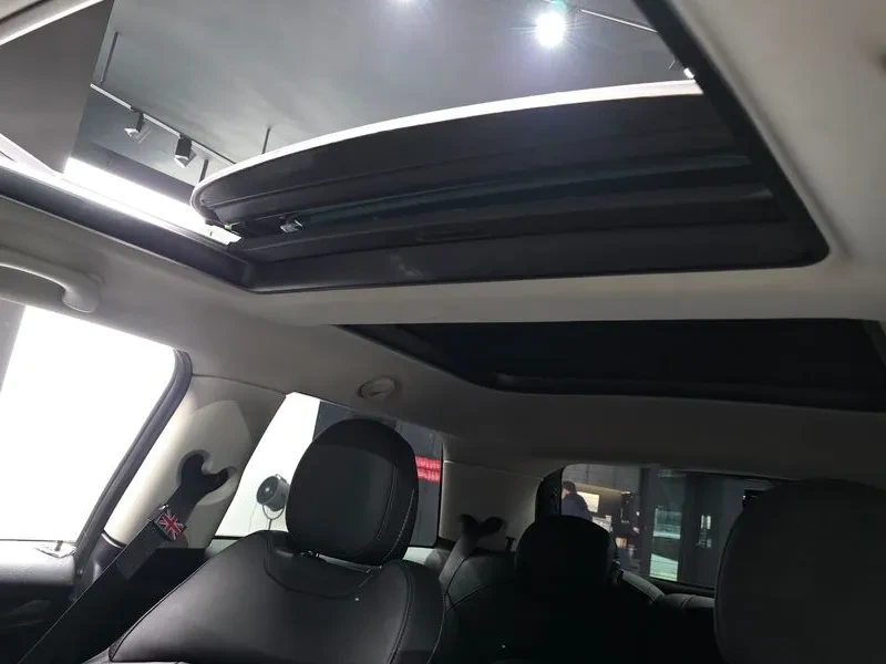 Mini Cooper S 2.0 /Navi/Camera/Carfax, снимка 13 - Автомобили и джипове - 54652078