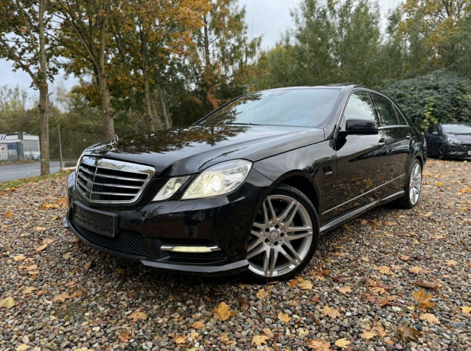 Mercedes-Benz E 350, снимка 1