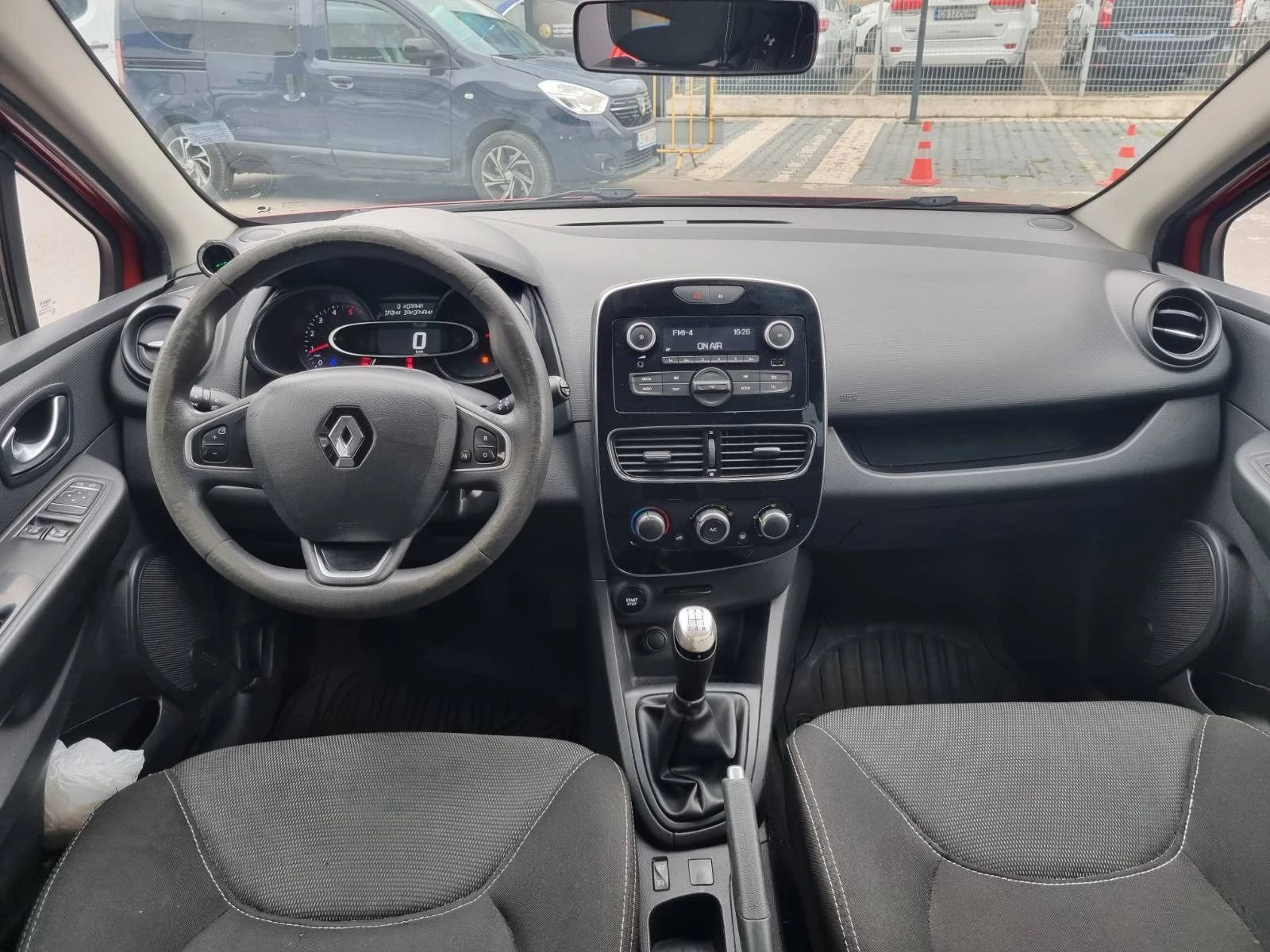 Renault Clio 1.6 dCi 75  - изображение 7