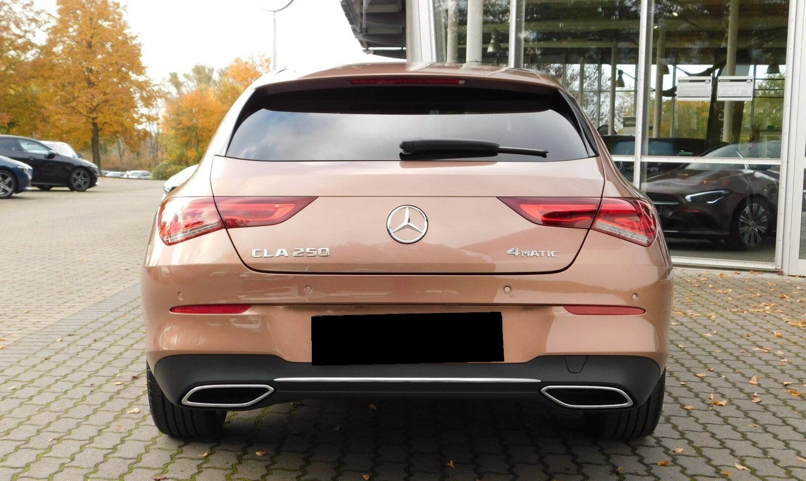 Mercedes-Benz CLA 250 SB* 4M* DISTRONIC* HEAD-UP* KEYLESS* CARPLAY* PANO - изображение 3