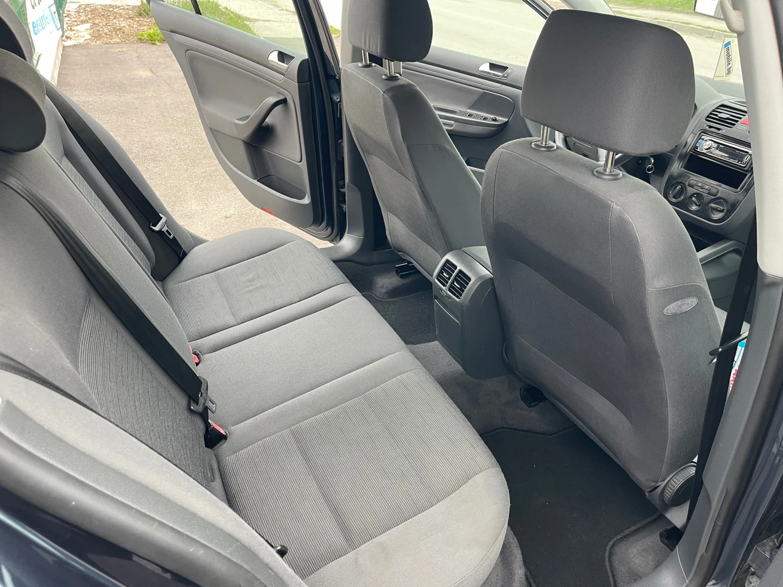 VW Golf 1.9TDI 105к.с - изображение 9