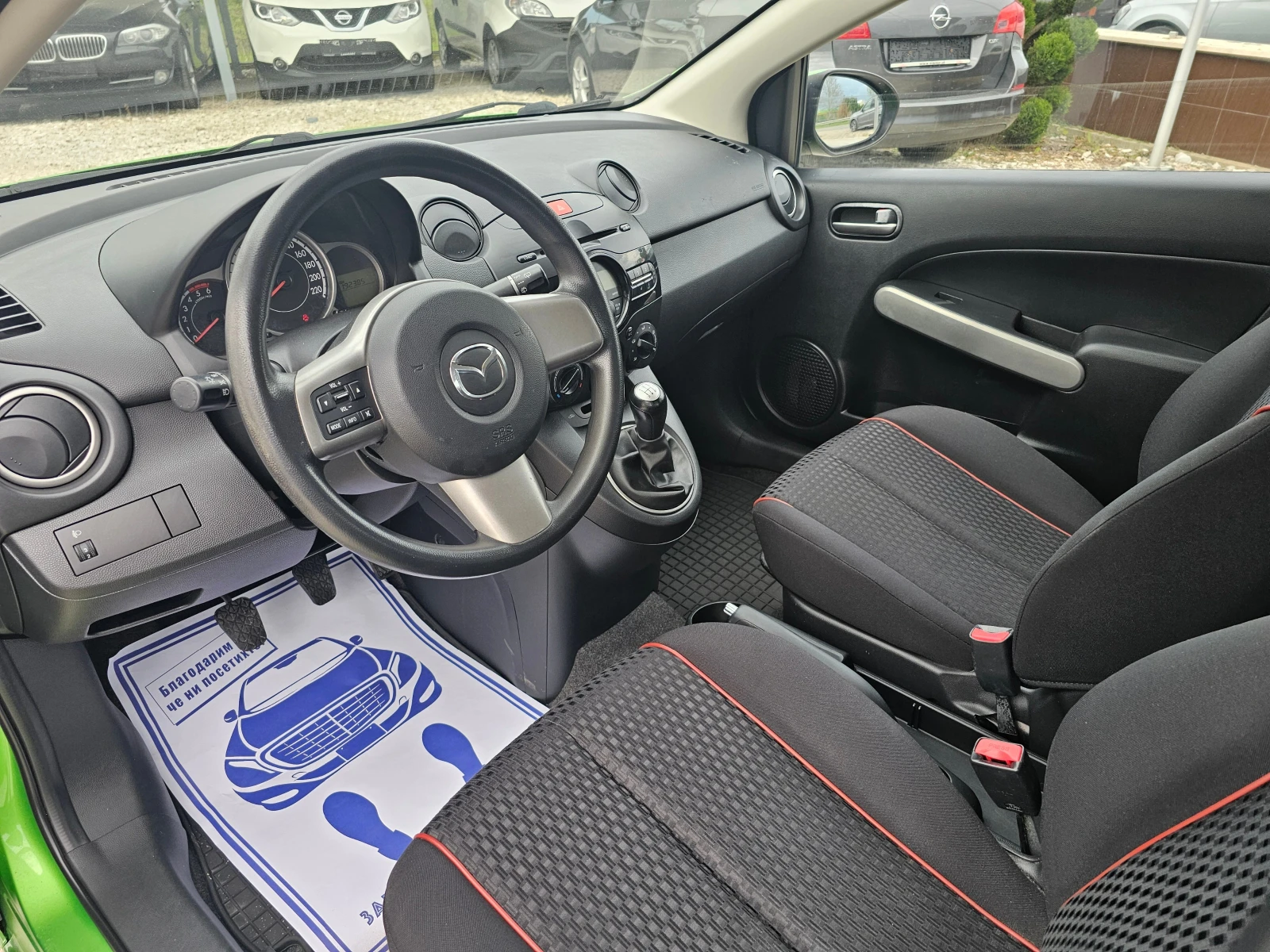 Mazda 2 1.6D РЕАЛНИ КИЛОМЕТРИ! ! КЛИМАТИК ! ! ЕВРО 5 - изображение 9