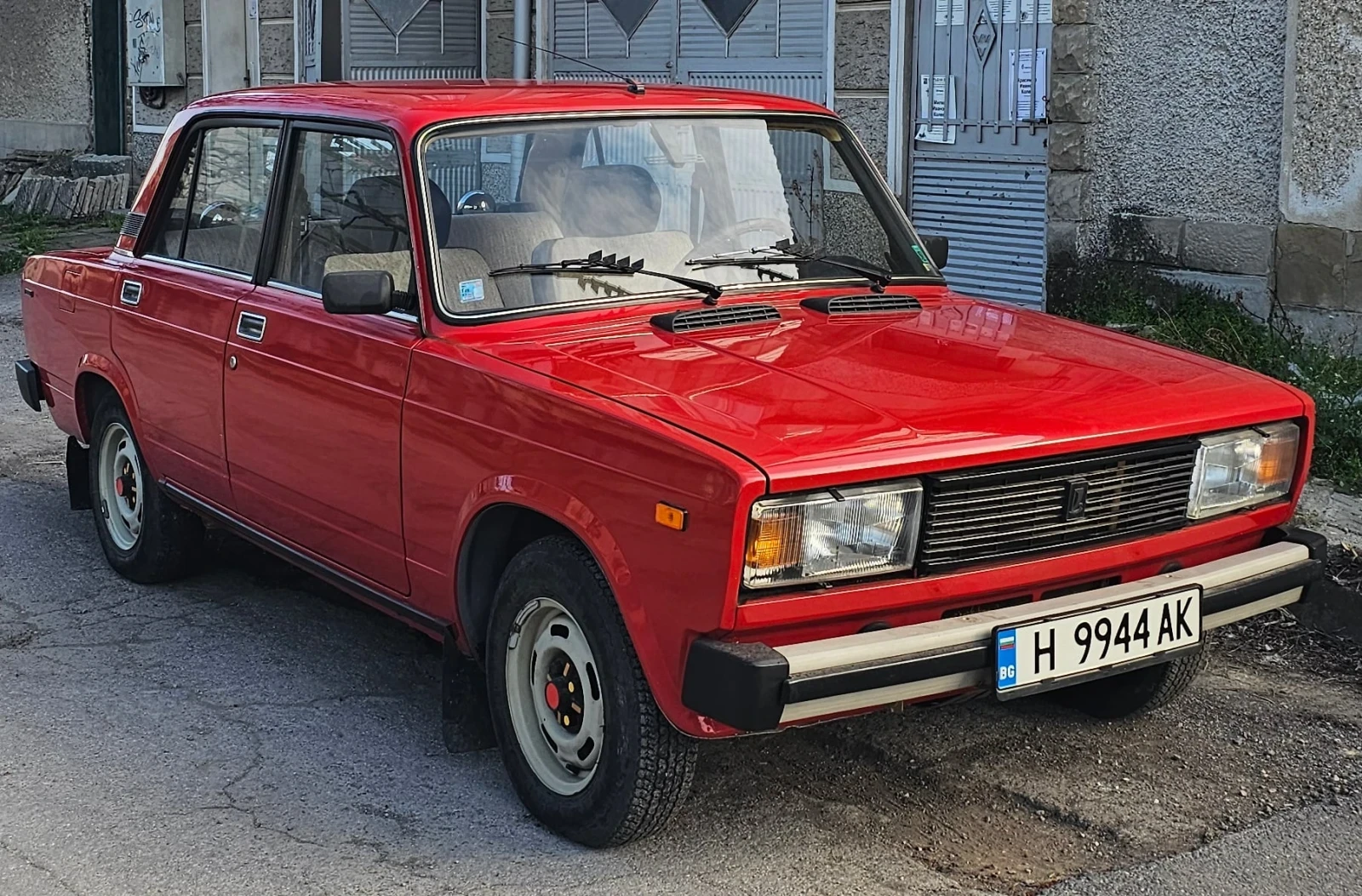 Lada 2105 2105 - изображение 2