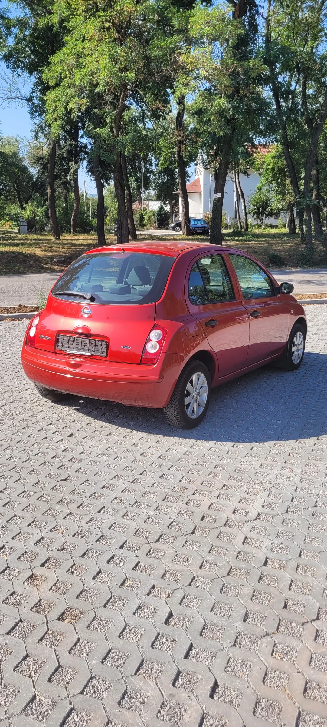 Nissan Micra Бензин 93хил.Км.1 собственик Климатик - изображение 4