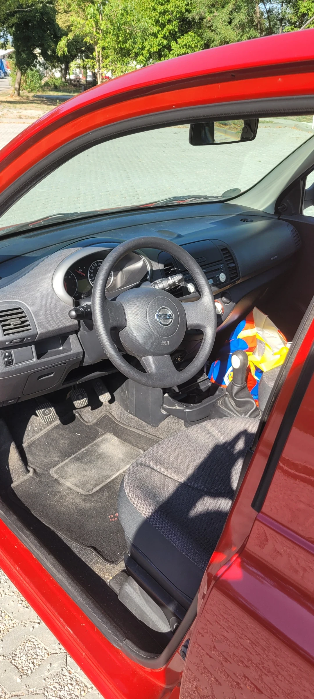 Nissan Micra Бензин 93хил.Км.1 собственик Климатик - изображение 6