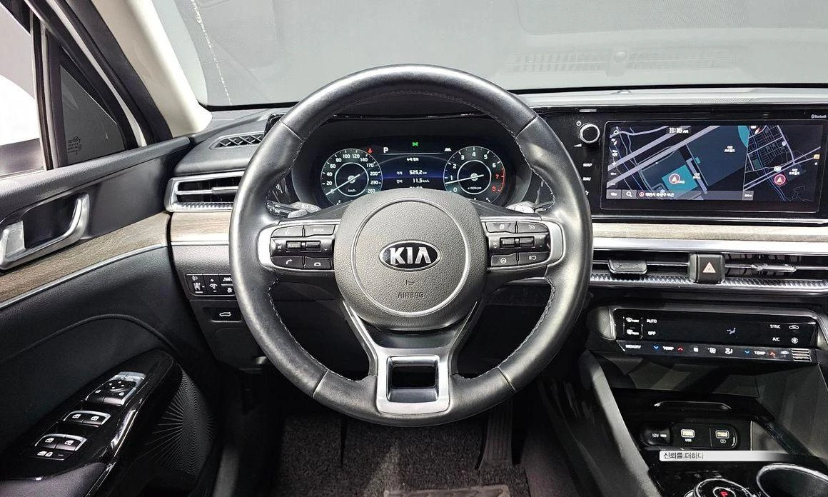 Kia K5 | Mobile.bg   14