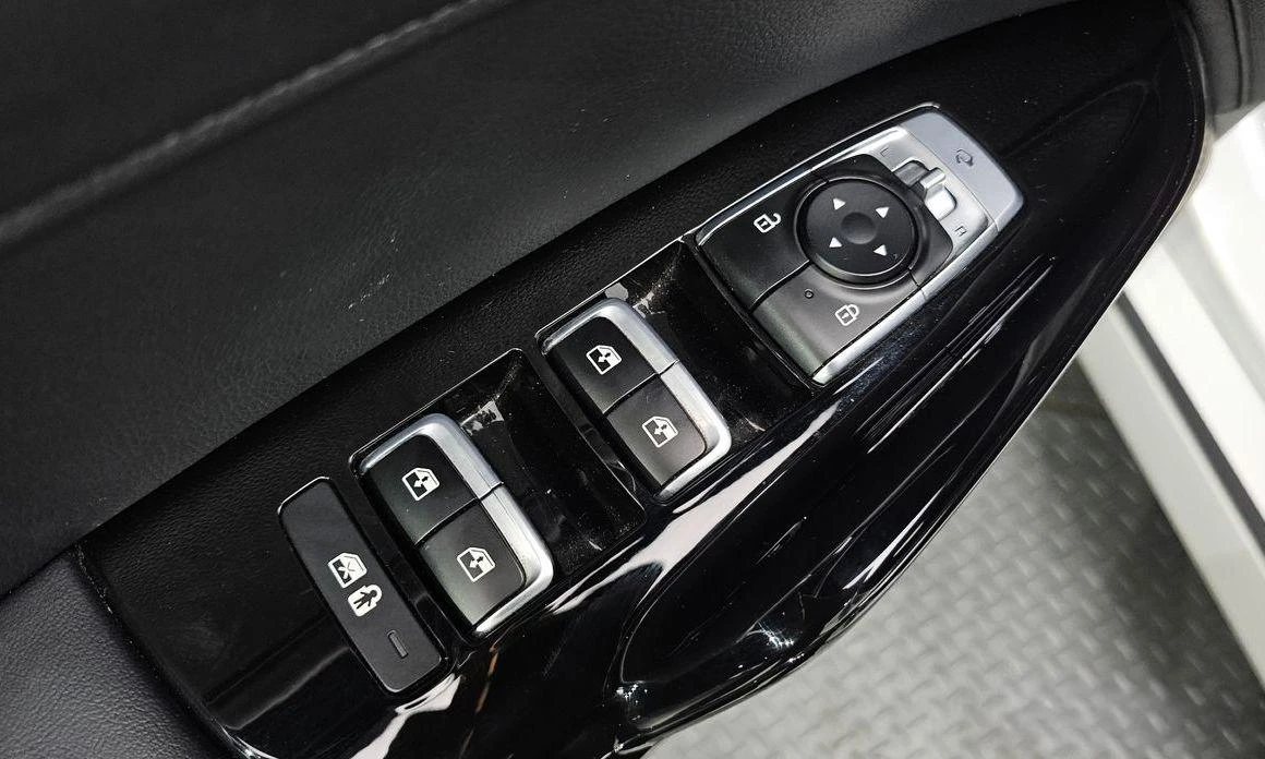 Kia K5 | Mobile.bg   12