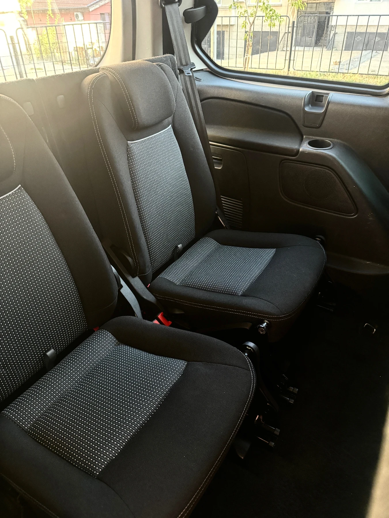 Ford Galaxy TREND 2.0D | Mobile.bg   14