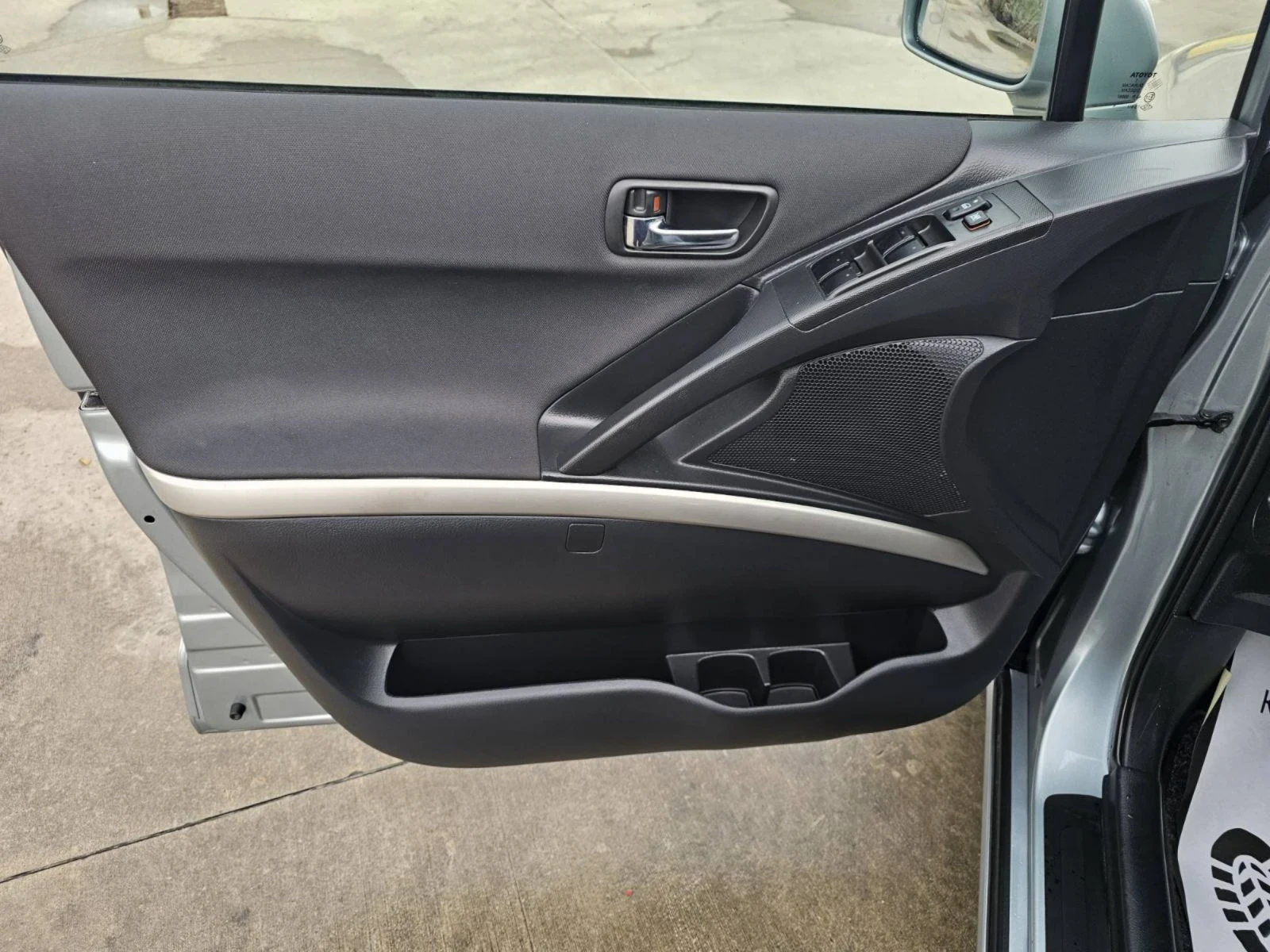 Toyota Corolla verso 2.2 D-4D/136 ../FACELIFT | Mobile.bg   15