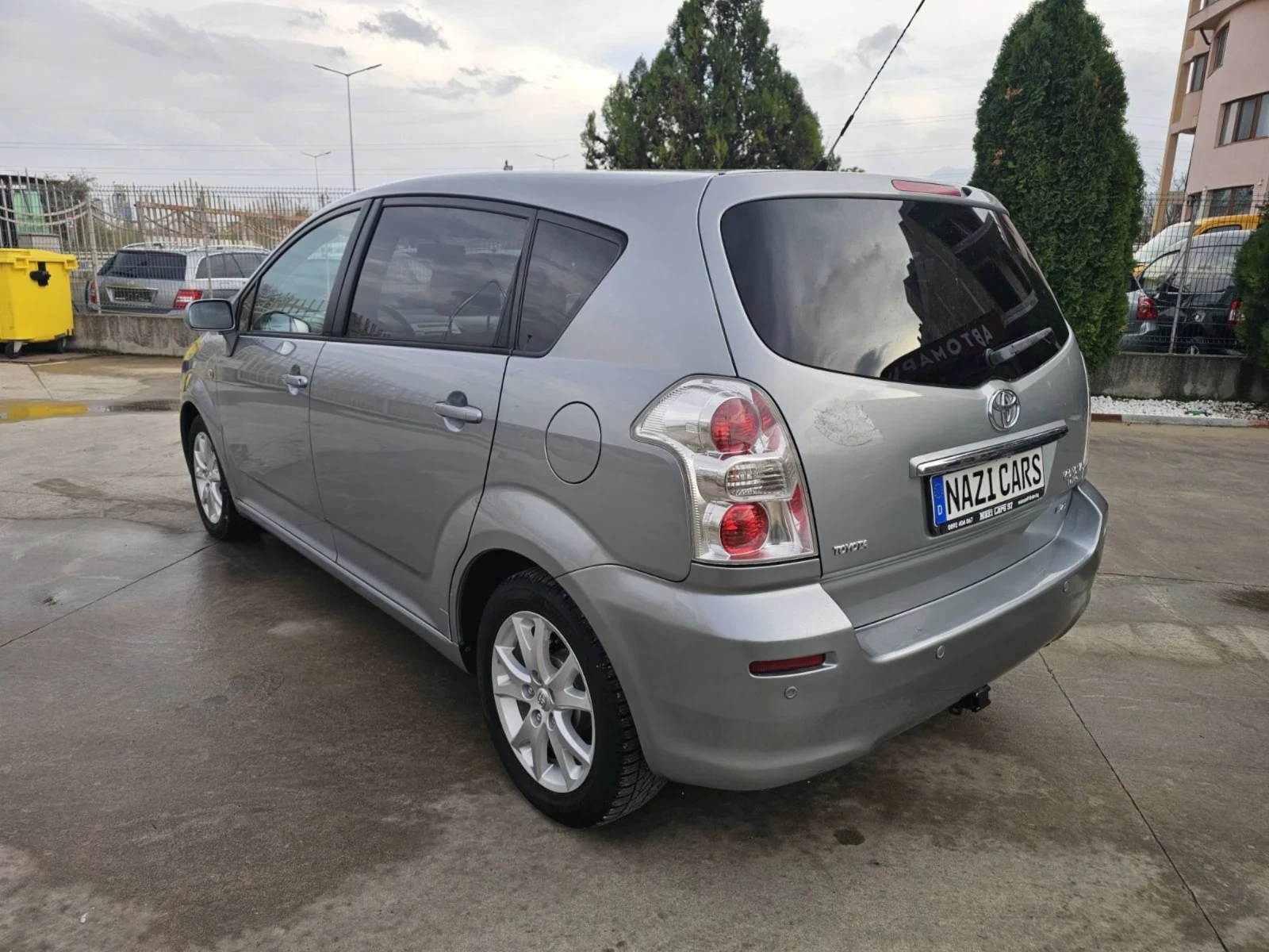 Toyota Corolla verso 2.2 D-4D/136 к.с./FACELIFT - изображение 4