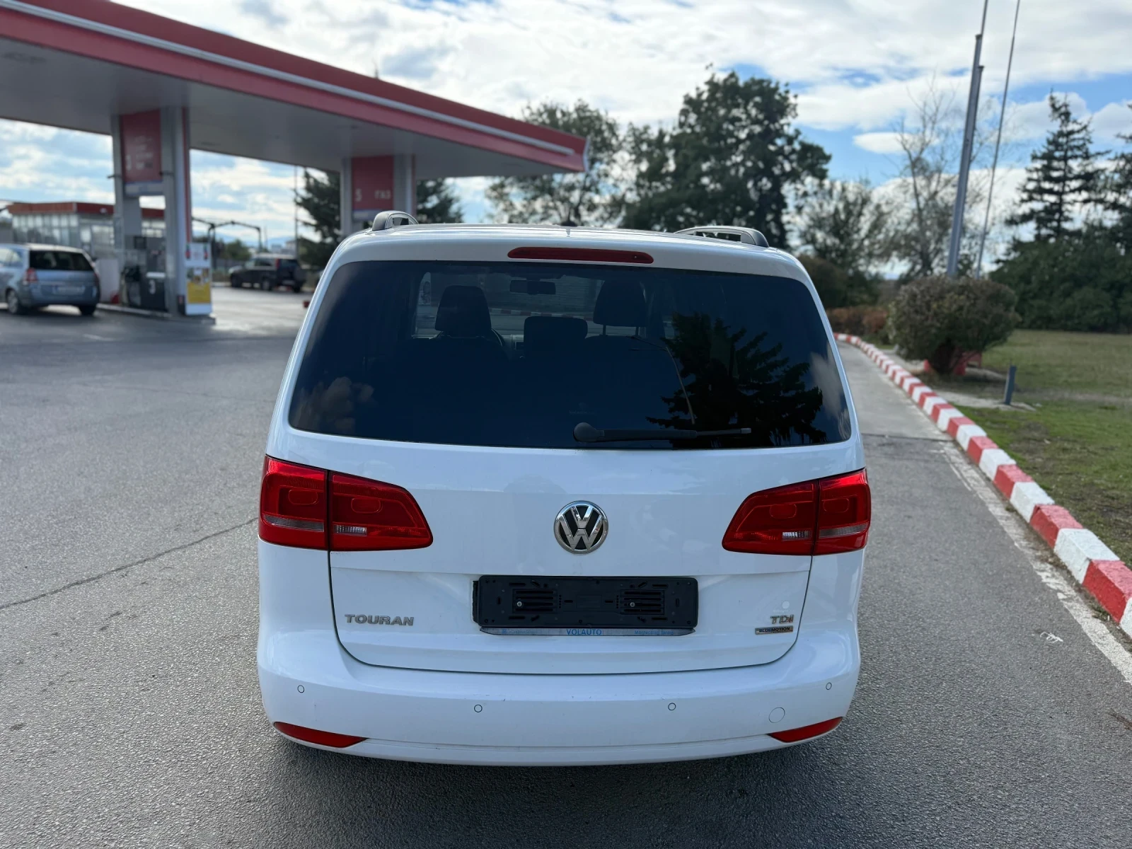 VW Touran 1, 6TDI* 170000KM - изображение 5