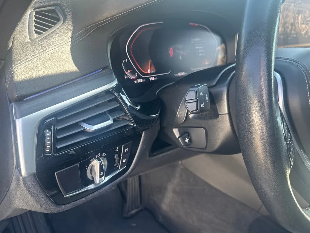 BMW 530 i* xDrive* АвтоКредит* (ЦЕНА ДО БГ) - изображение 10