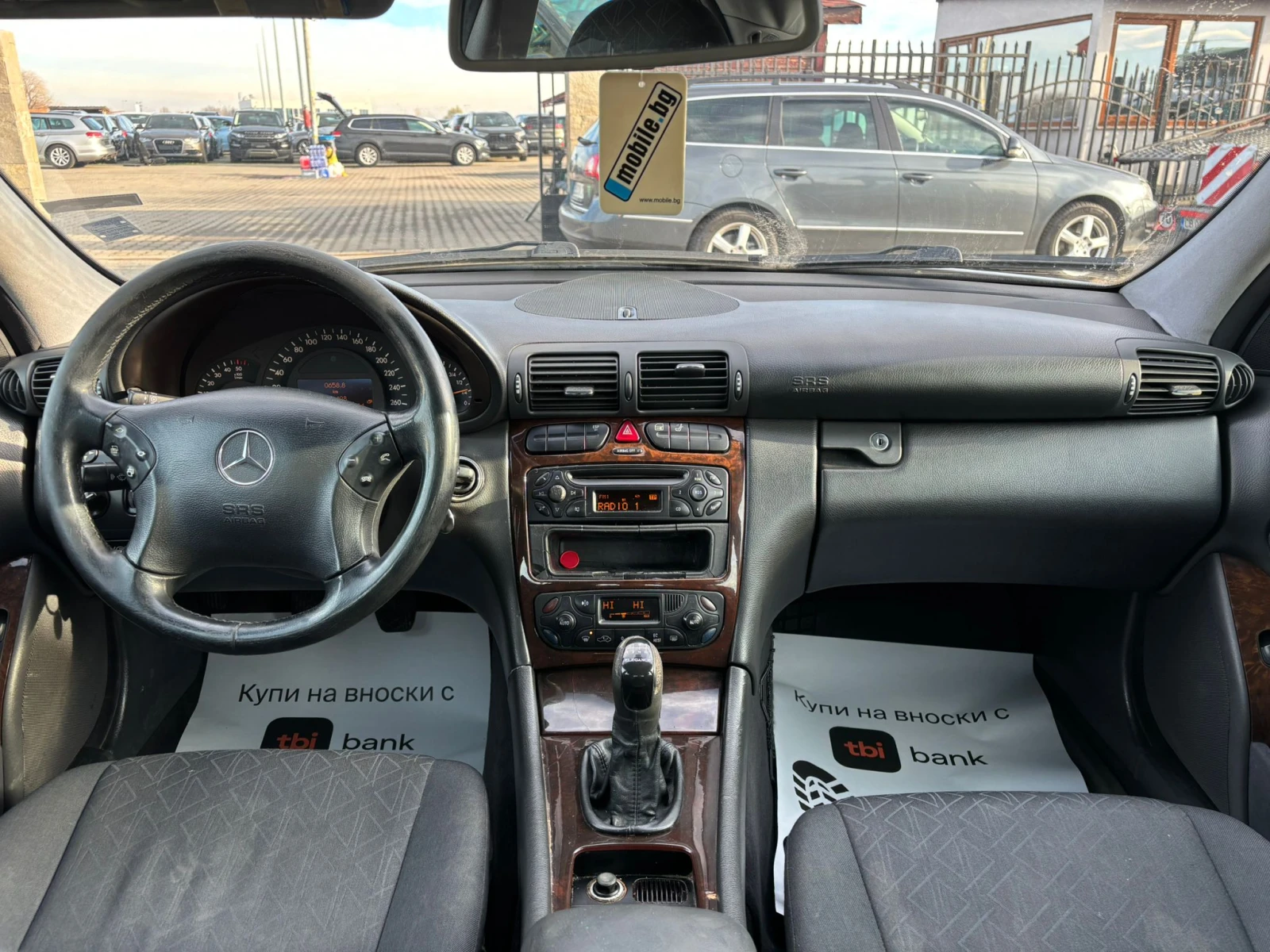 Mercedes-Benz C 220 / РЕГИСТРИРАН И ОБСЛУЖЕН /, снимка 12 - Автомобили и джипове - 53870155