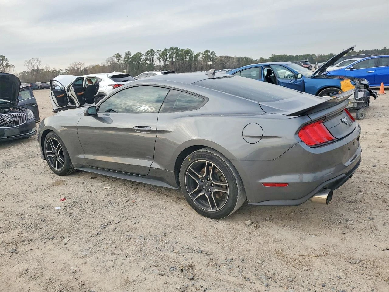 Ford Mustang 2.3l, снимка 2 - Автомобили и джипове - 53907675